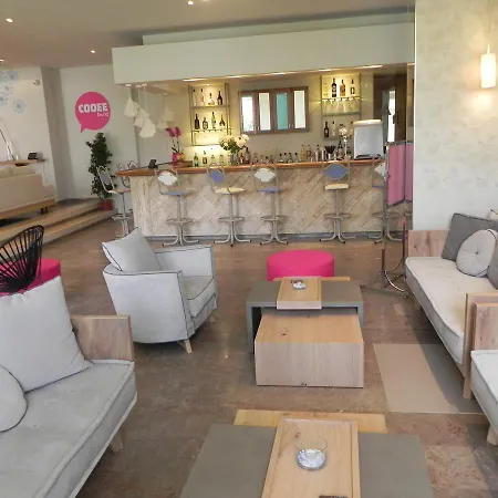 Albatros Hotell