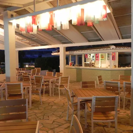 Albatros Hotell 3*